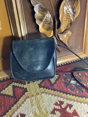 Vintage Coach Black Leather Crossbody Bag Lindsay Bag USA  90’s, 0568-245
